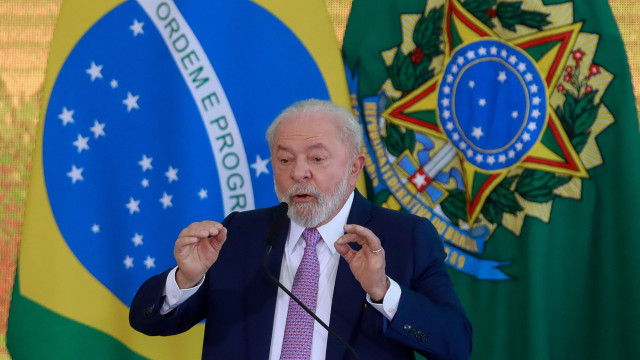 Lula assina MP para tributar fundos de super-ricos e envia projeto das offshores