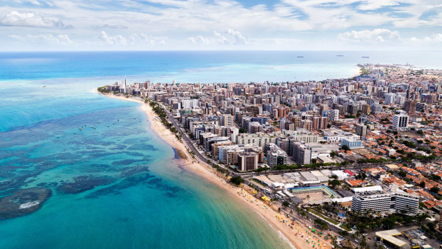 Bandeira azul: Veja lista das 31 praias certificadas no país!