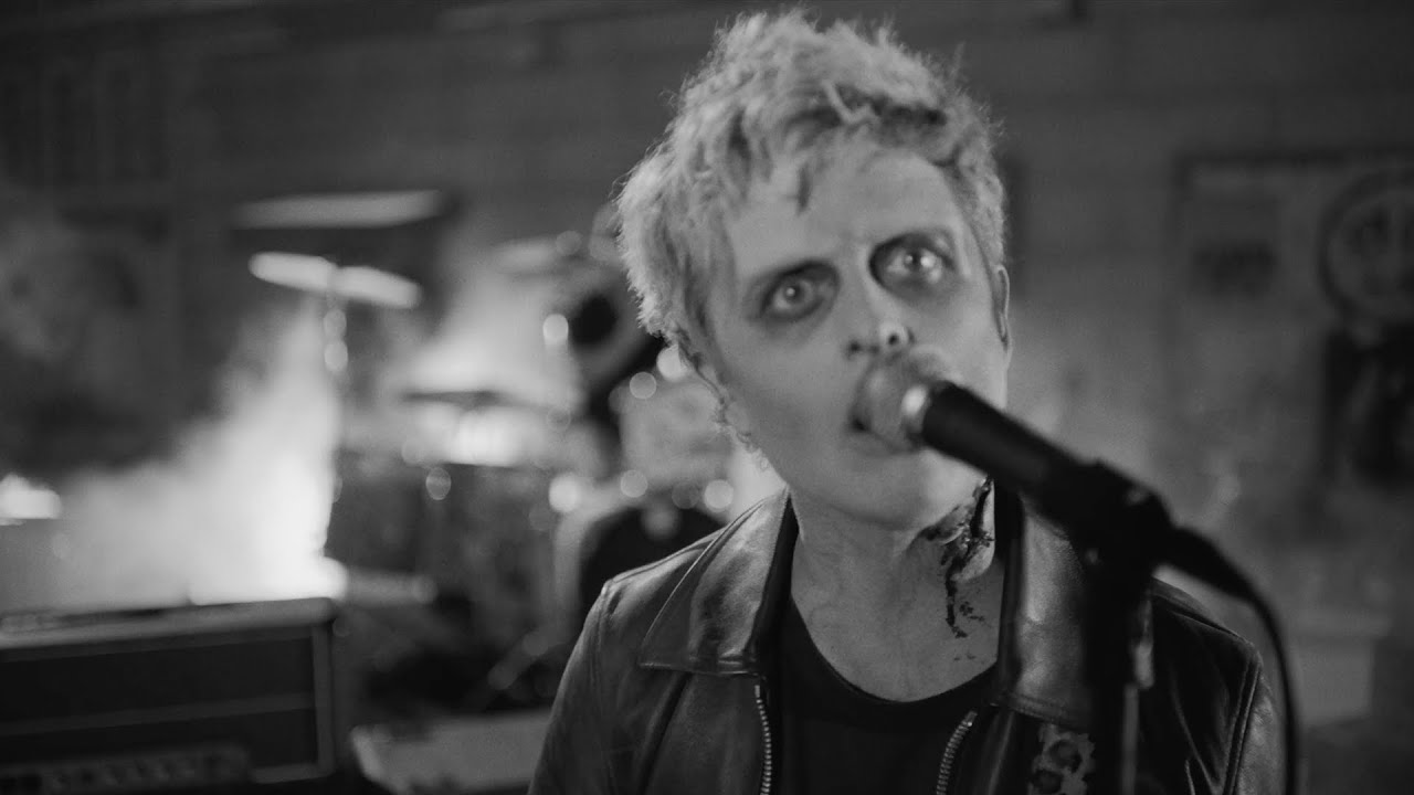 Banda Green Day anuncia novo álbum para janeiro e lança 'single'