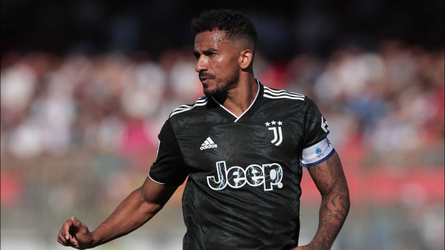 Danilo deve desfalcar Juventus por 20 dias após lesão sofrida em jogo do Brasil