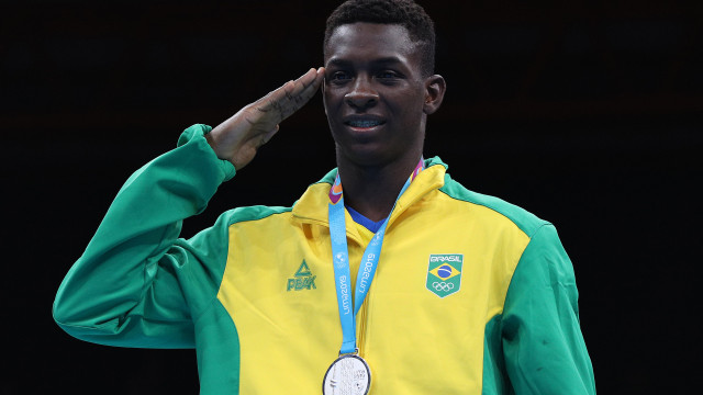 Keno Marley é 1º boxeador do time masculino a se garantir em Paris-2024 com vitória por W.O.