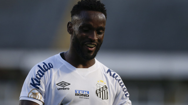 Mendoza reforça o ataque do Santos para o jogo com o Red Bul Bragantino