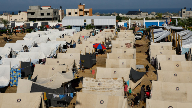 Segundo comboio de ajuda humanitária, com 17 caminhões, segue a caminho de Gaza