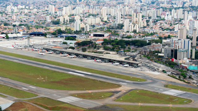 Congonhas proíbe jatinhos na pista principal após incidentes com três aviões