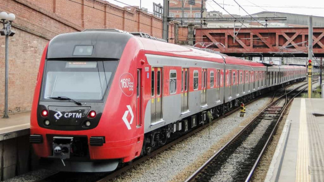 Funcionários de três linhas da CPTM aprovam paralisação para terça (28)