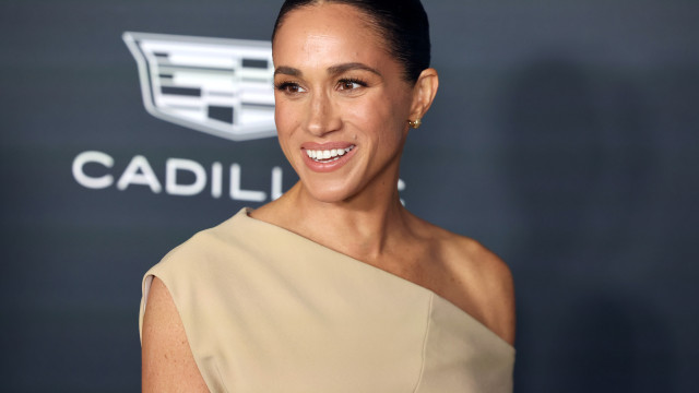 Meghan mostra como usar um estilo minimalista sem perder a elegância