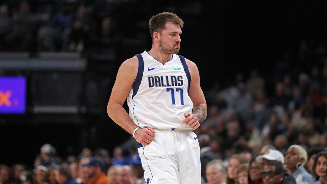 Doncic faz 50 pontos na vitória do Dallas sobre Phoenix e ultrapassa os 10 mil na carreira