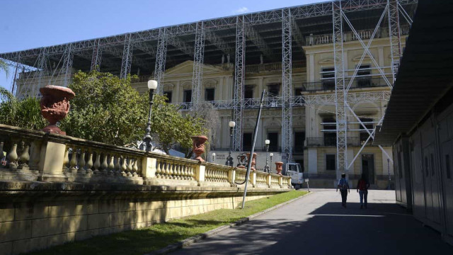 Pessoas físicas podem ajudar na reconstrução do Museu Nacional do Rio