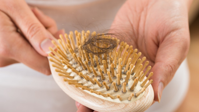 Queda de cabelo pode ser um sinal de diabetes que você ignora