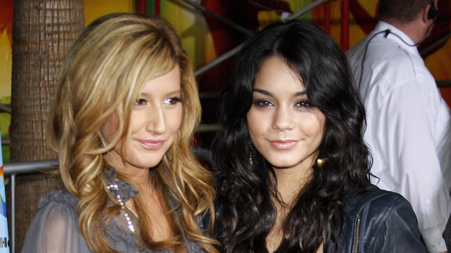 Ashley Tisdale fala sobre afastamento de Vanessa Hudgens