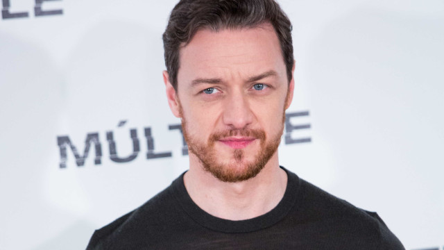 James McAvoy revela ter quebrado o joelho durante filmagem de orgia