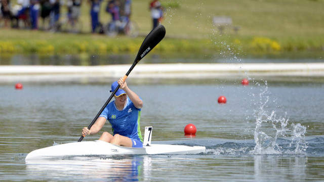 Ana Paula Vergutz garante vaga olímpica para o Brasil no K1 500m da Canoagem Velocidade