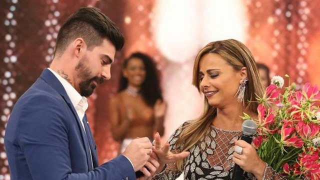 Ex de Viviane Araújo diz que foi amante dela quando ainda estava com Belo