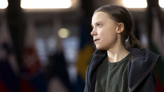 Polícia da Holanda prende Greta Thunberg em manifestação pelo clima