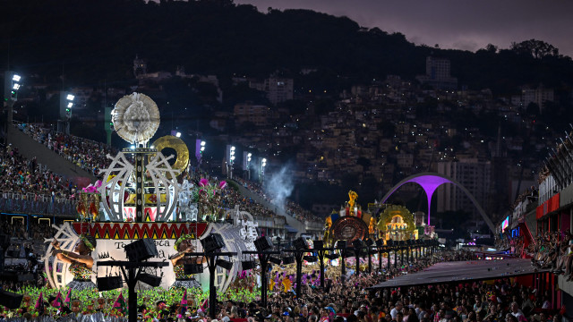 Carnaval de 2025 terá 3 dias de desfiles na Marquês de Sapucaí, no Rio