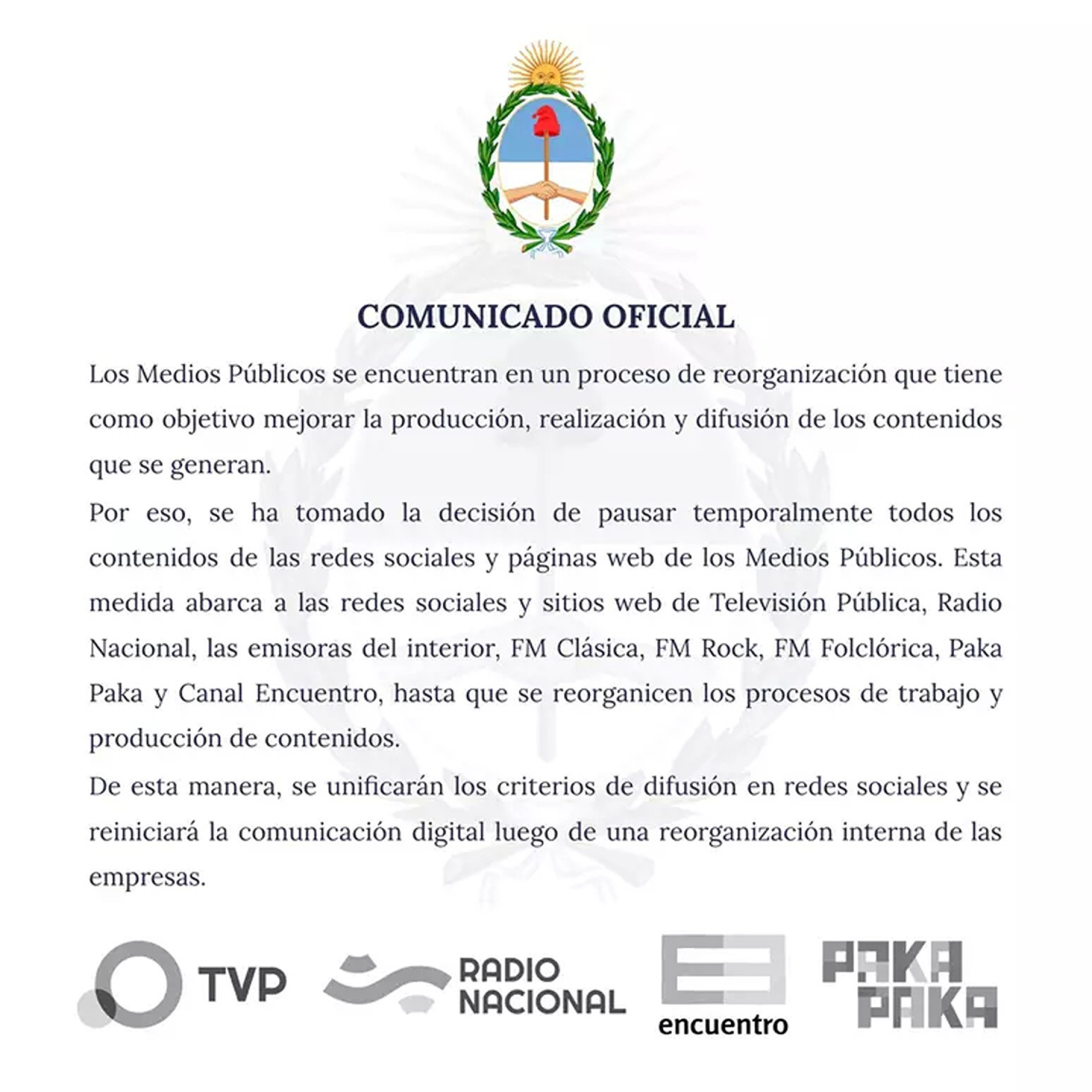 Javier Milei suspende sites e redes sociais de rádio e TV públicas