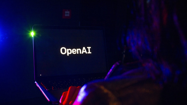 OpenAI assina acordo de conteúdo com dona do Wall Street Journal