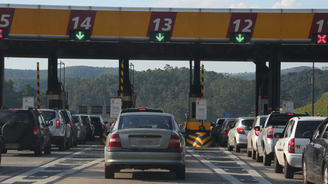 Portaria libera pedágio em rodovias federais para veículos com apoio ao RS