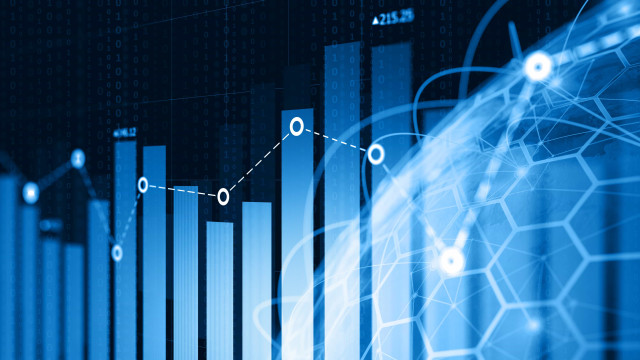 Chance de corte nos juros pelo Fed até setembro avança a 69,5%, após dados dos EUA