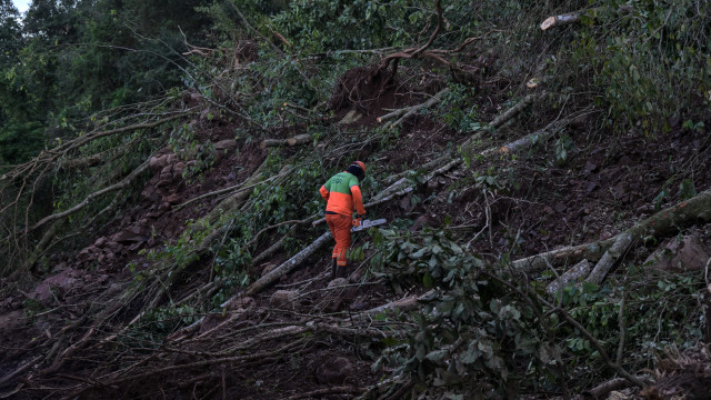 Desastre ambiental no RS segue influenciando negativamente confiança do comércio, diz FGV