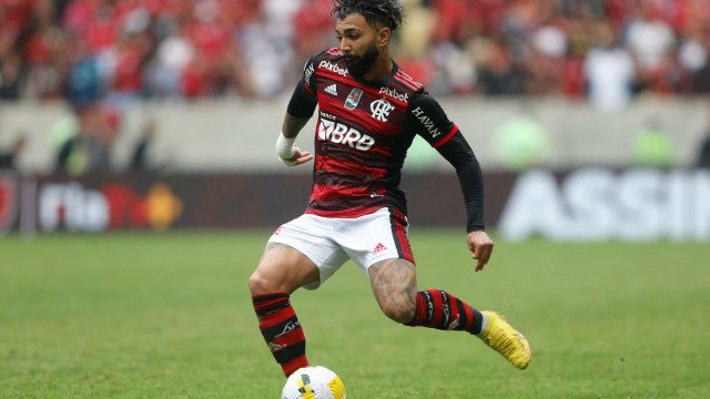 Gabigol se reapresenta após julgamento na Europa ser adiado e treina no Ninho do Urubu