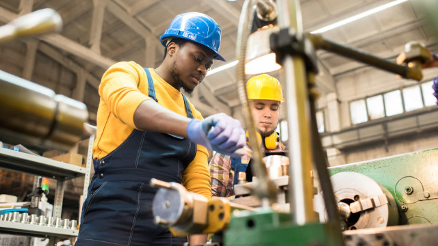 Indústria perde 745,5 mil empregos em uma década no Brasil