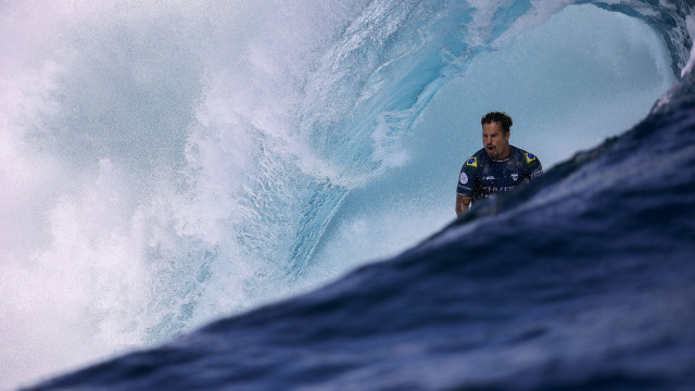 Italo diz ter de ‘baixar nível’ do surfe em polêmica com juízes da WSL