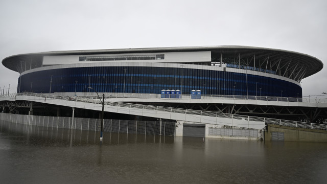 Medo, saques e incerteza: área da Arena do Grêmio sofre efeitos da enchente