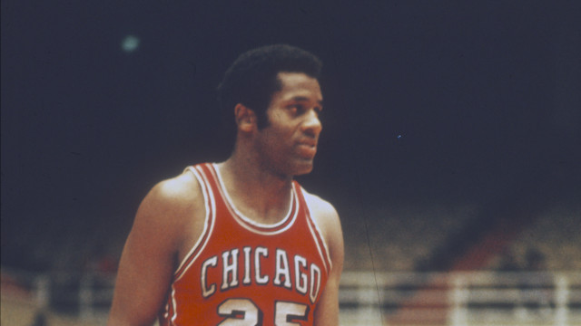 Morre Chet Walker, ídolo do Chicago Bulls e Philadelphia 76ers, aos 84 anos