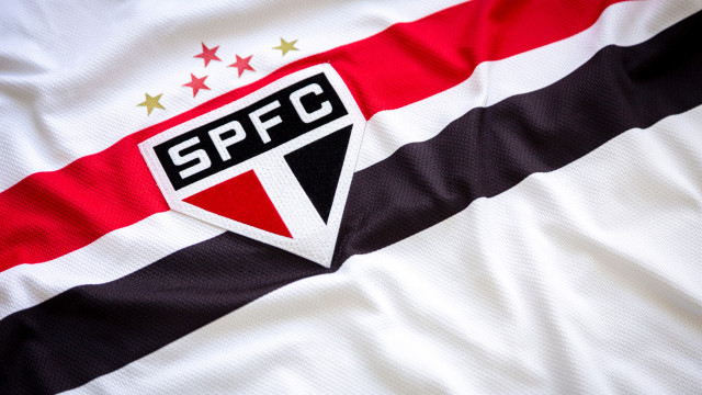 São Paulo abre conversas para renovar contrato do atacante William Gomes