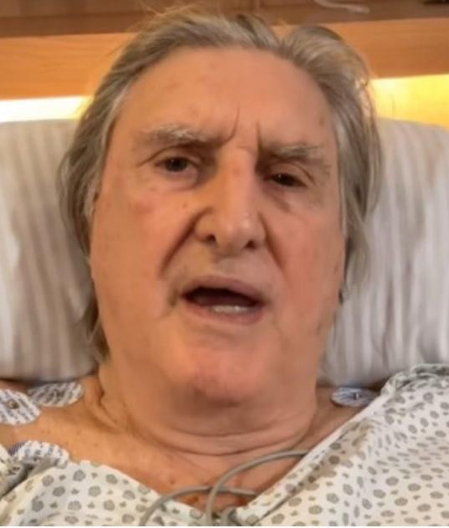 Abatido, Sérgio Reis desabafa com fãs nas redes sociais após cirurgia