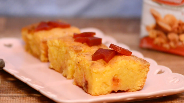 Aprenda como fazer Brownie de Milho com Goiabada