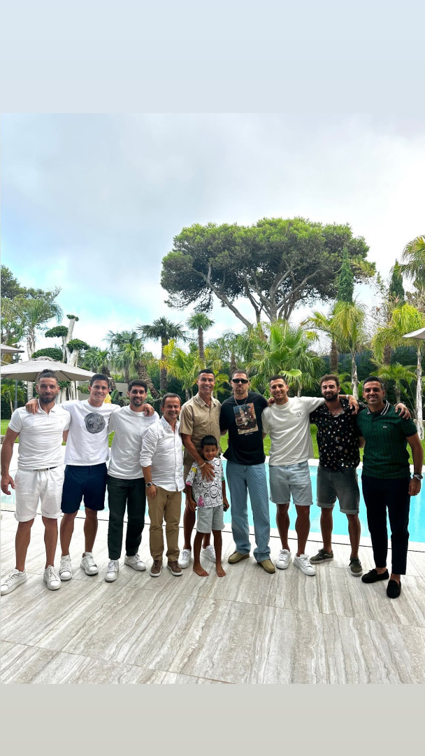 CR7 junta amigos para show privado de Richie Campbell; veja como foi