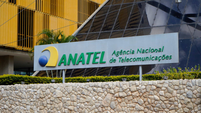 Anatel notifica operadoras de internet sobre X; são 20 mil empresas, inclusive Starlink