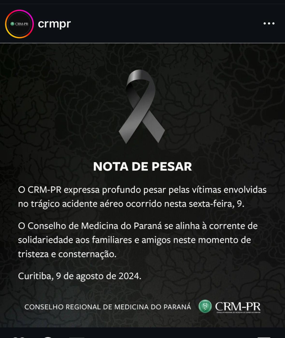 Médicos e professores que seguiam para um congresso estão entre os mortos