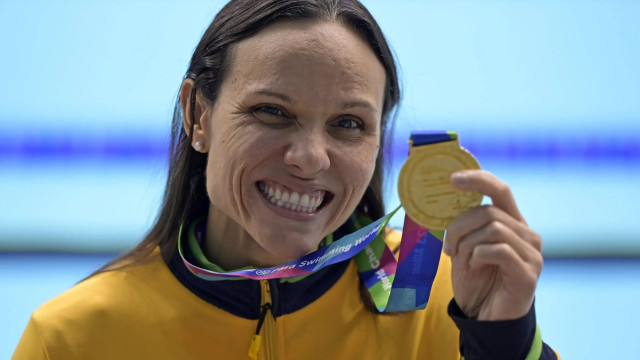 Carol Santiago se torna brasileira com mais ouros em Paralimpíadas