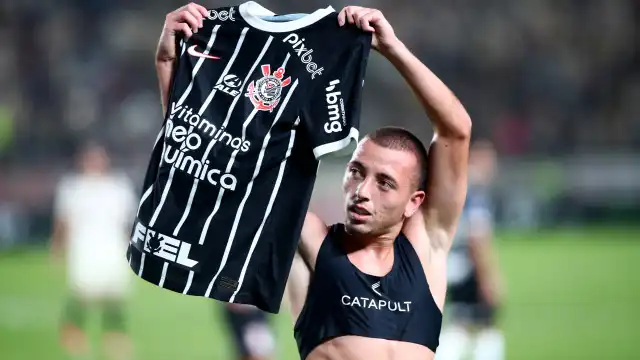 Corinthians: Ryan tem fratura detectada e deve perder restante da temporada