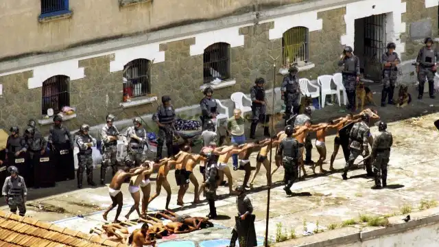 Justiça de SP extingue penas de todos os policiais condenados pelo massacre do Carandiru