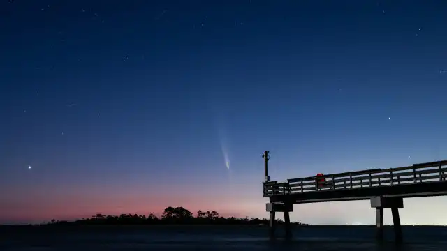 Veja imagens do cometa C/2023 A3 Tsuchinshan-ATLAS ao redor do mundo