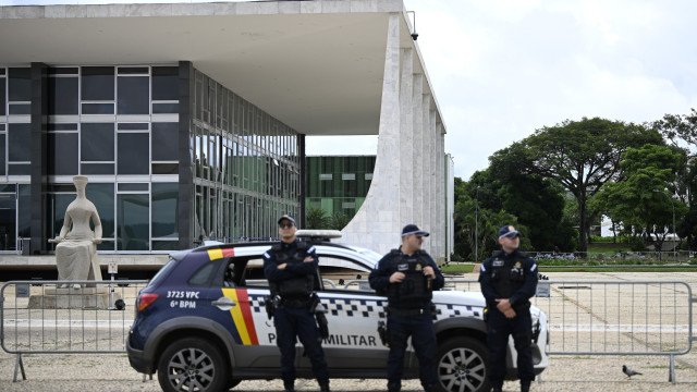 Autor de atentado enlouqueceu após Bolsonaro perder, diz ex que viveu 17 anos com ele