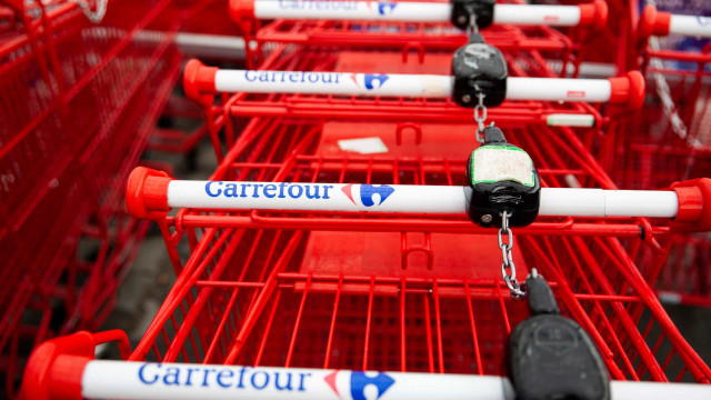 Carrefour vai parar de vender carne do Mercosul, diz CEO em carta ao sindicato agrícola francês