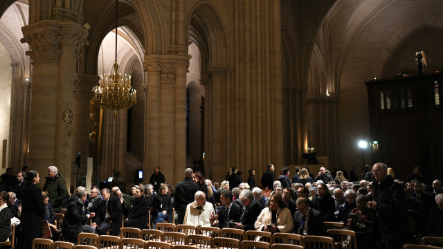 Catedral de Notre-Dame reabre para mais de 40 chefes de Estado e Governo