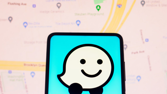 Como gravar sua própria voz nas indicações de navegação do Waze