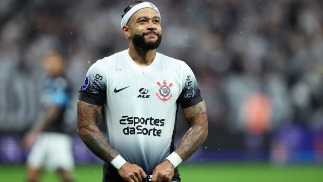 Memphis Depay faz pedido e cobrança ao elenco do Corinthians para a temporada de 2025