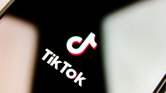 TikTok provoca filas de dez horas por livros grátis, e livrarias veem ‘agressão’