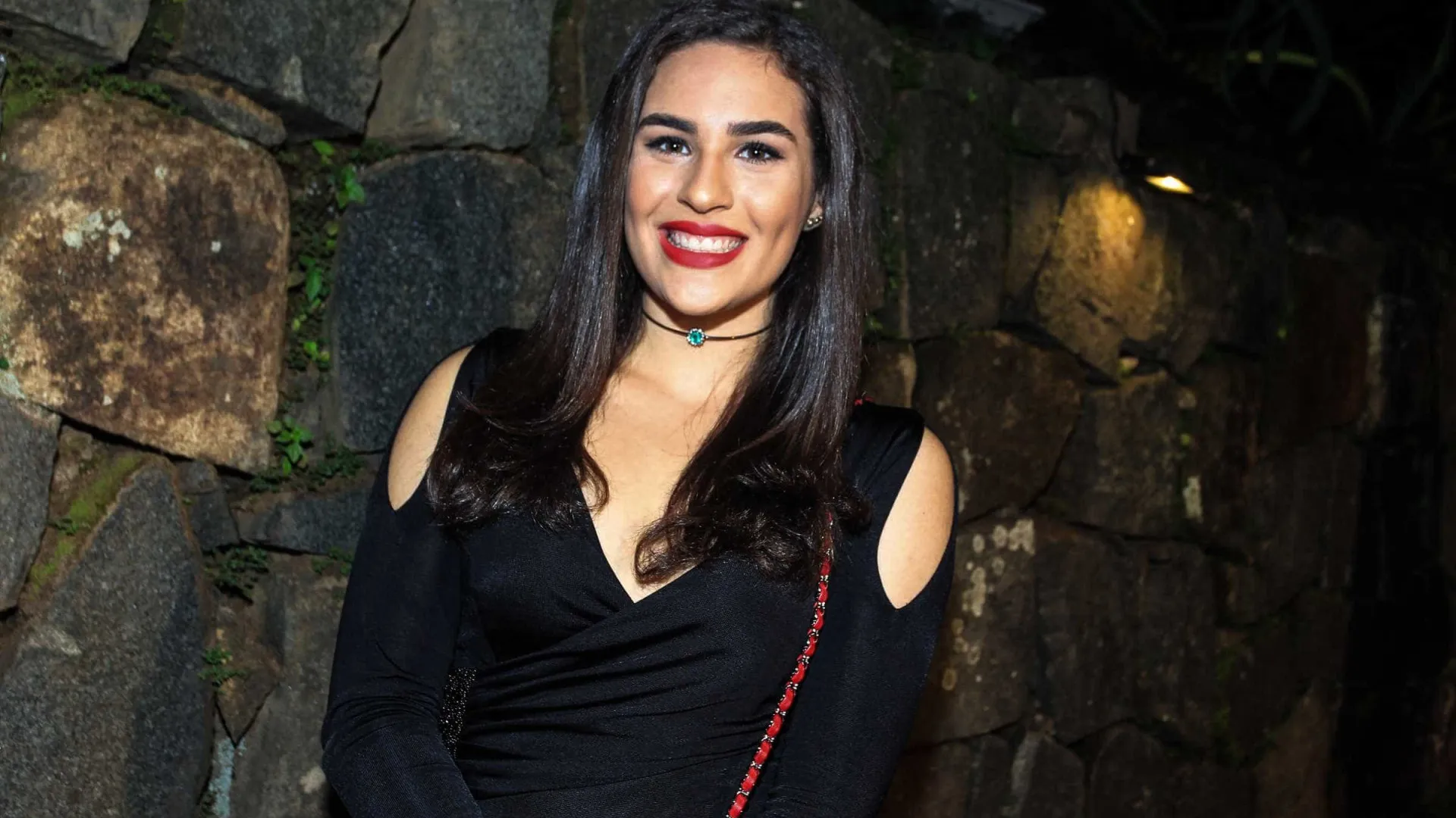 Lívian Aragão usa 'comunicado de luto' de Renato Aragão para fazer marketing e é cancelada