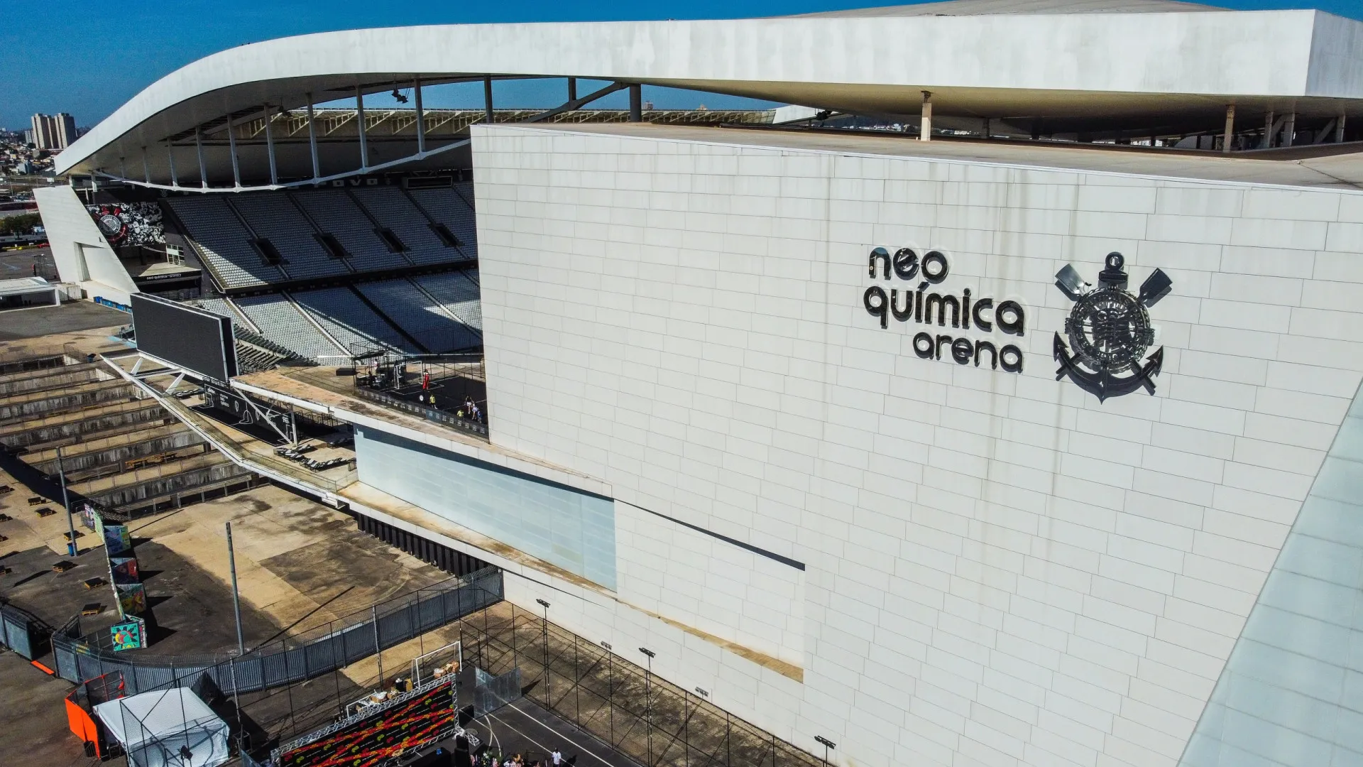 Corinthians leva vantagem sobre o Santos em semifinais do Paulista