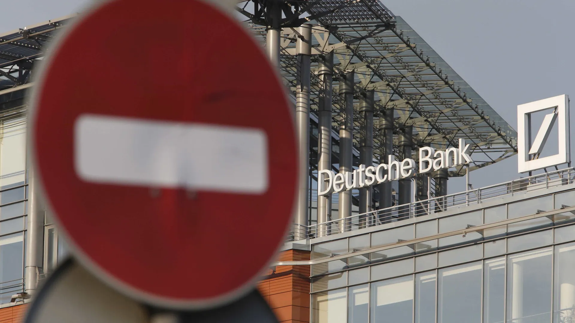 Deutsche Bank faz provisão de 130 milhões de euros por ‘incertezas’ nos EUA