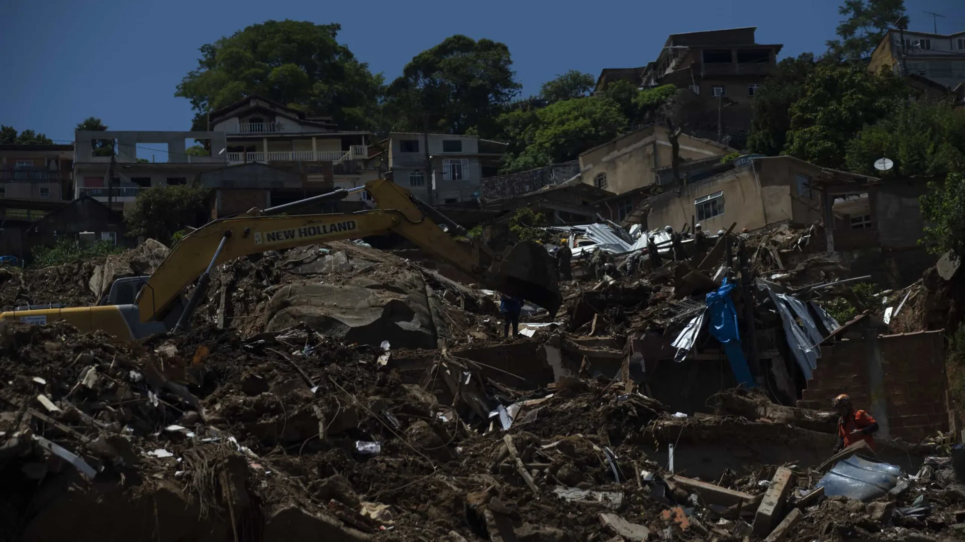 Governo federal anuncia R$ 4,1 milhões para ajuda a Angra dos Reis