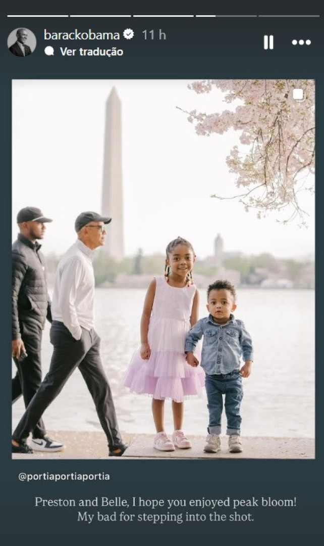 Obama “invade” sessão de fotos infantis e brinca com a situação na web